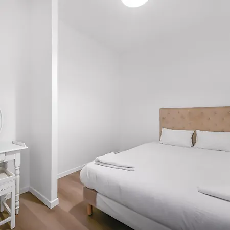 Maison Douceur 2 71 M2 Jardin Parking Wifi Proche Centre شقة إفرو
